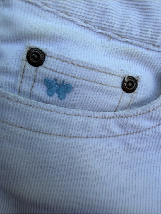 Aeropostale Denim - Aeropostale White Corduroy Bootcut Low-Rise Jeans - Juniors Size 3/4